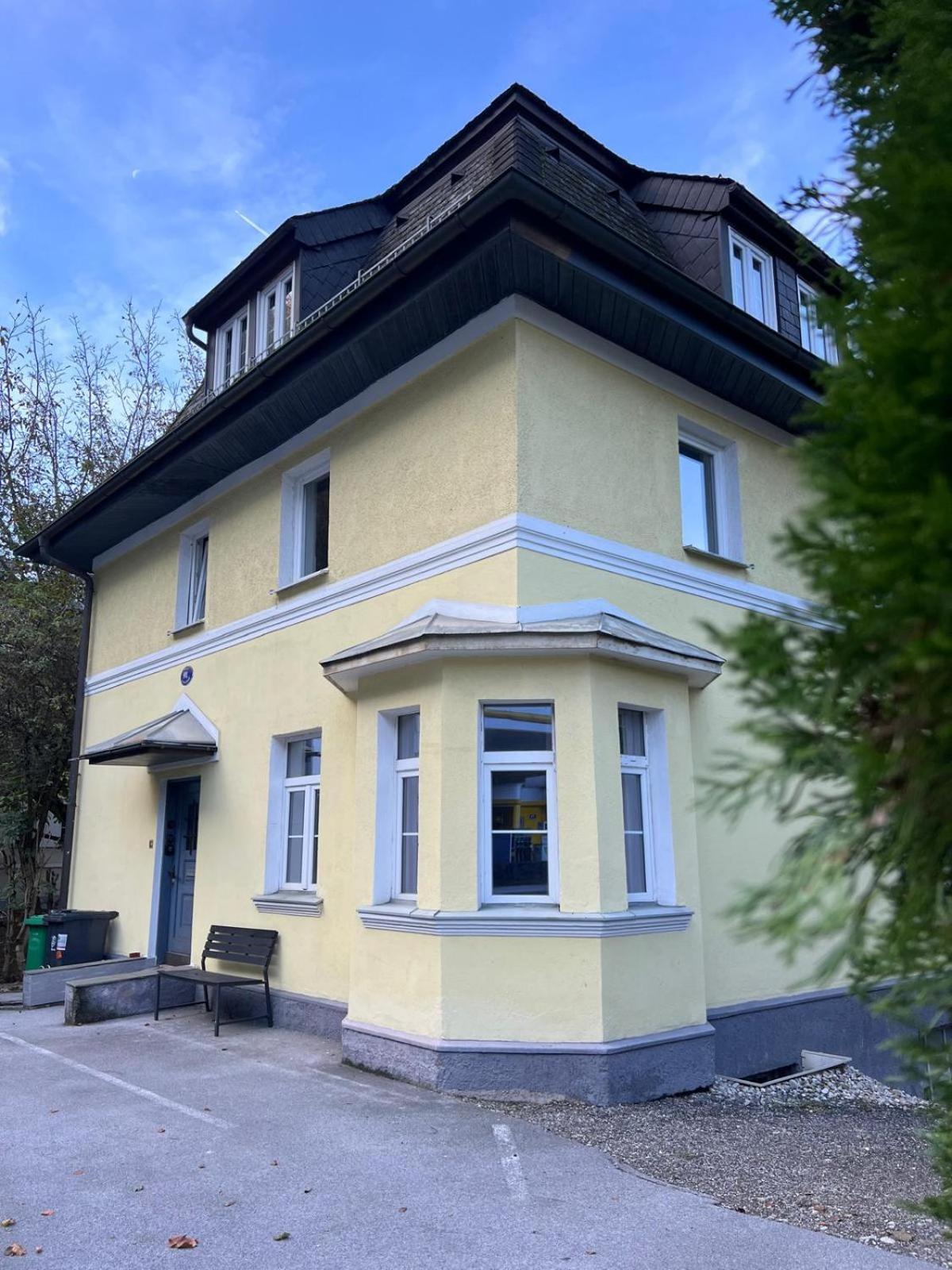 Traditional Apartments Salzburgo Exterior foto